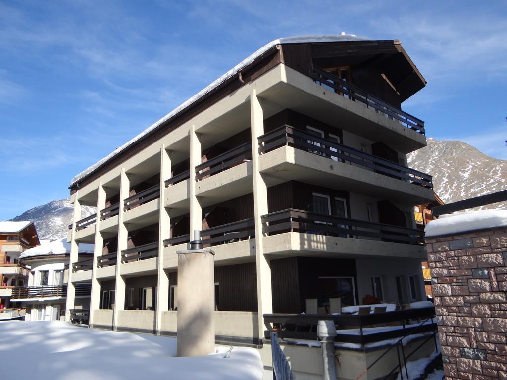 Hostel Walser Saas-Fee Luaran gambar
